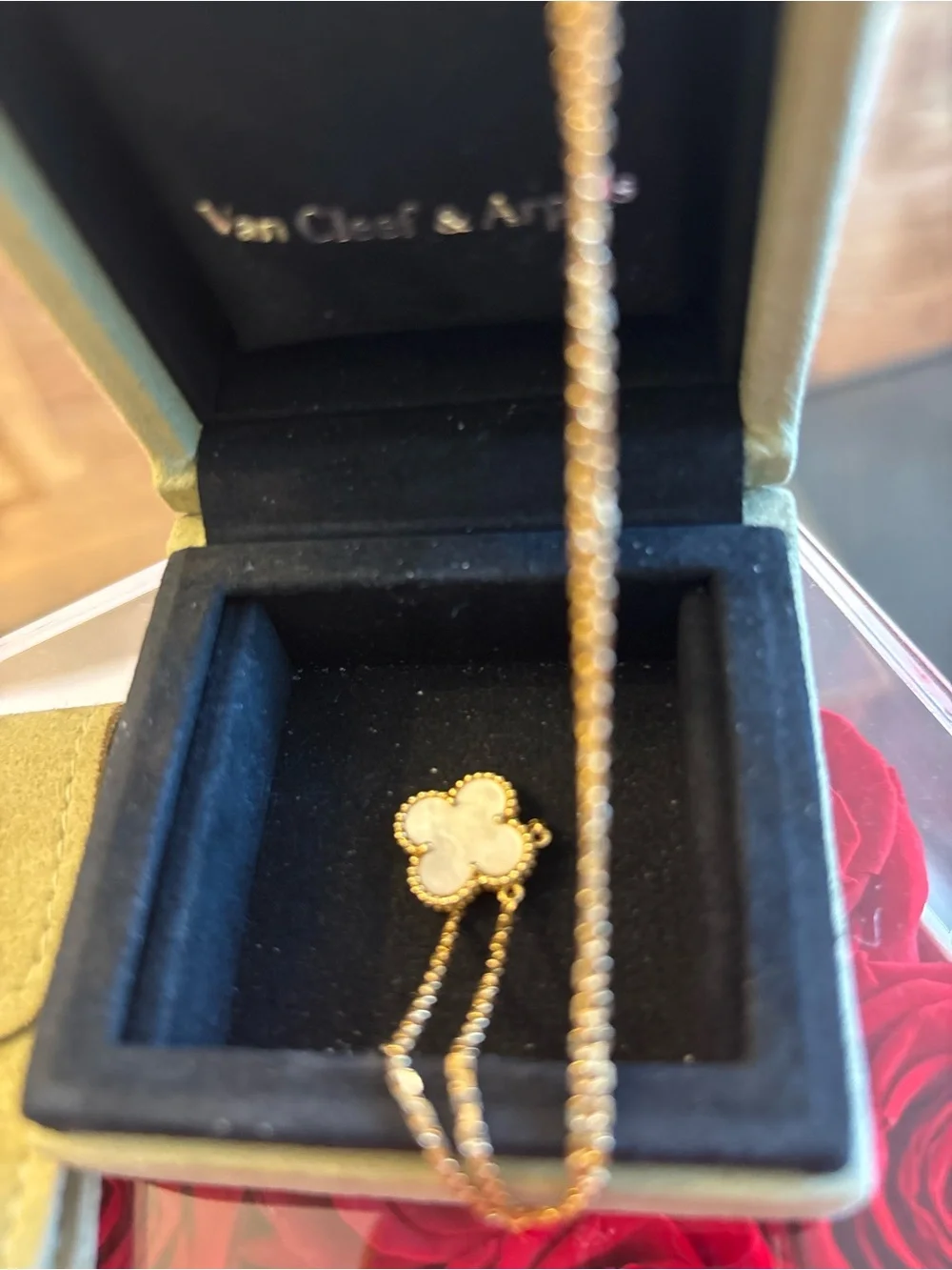 Van Cleef & Arpels Gold Necklace with White Mother-of-Pearl Clover
